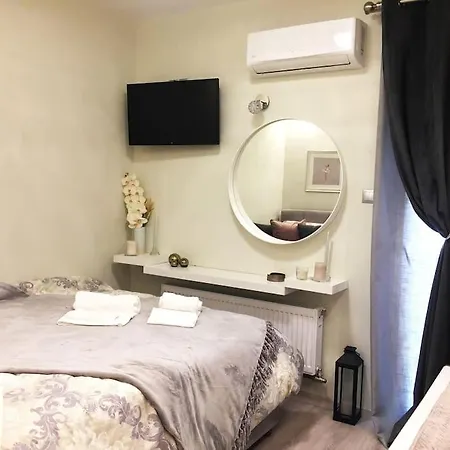 Apartment Tiny Deluxe In Kalamaria Thessaloniki